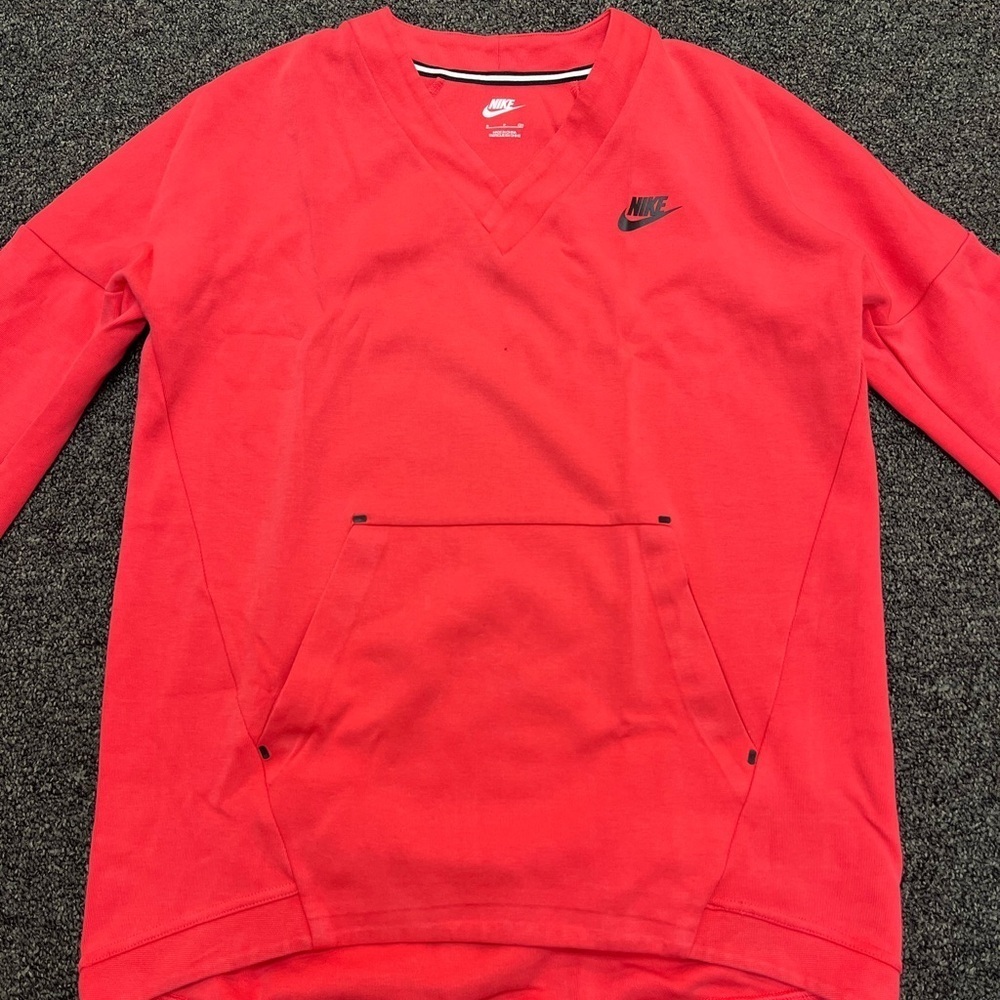 Nike Women’s Coral V-Neck Sweatshirt Size Small - Picture 3 of 9